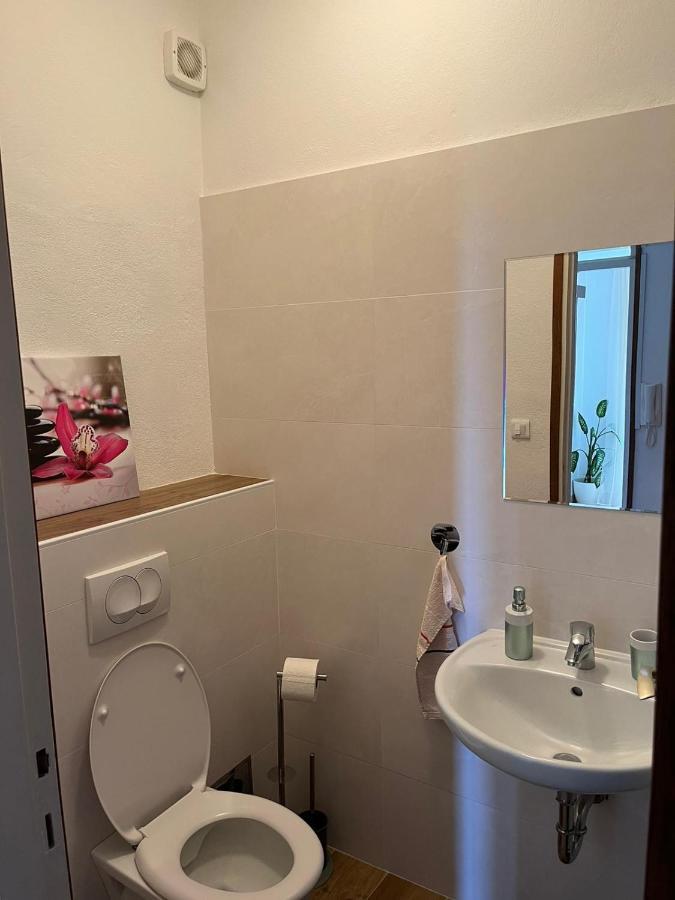 Apartment Lily Podstrana Eksteriør bilde